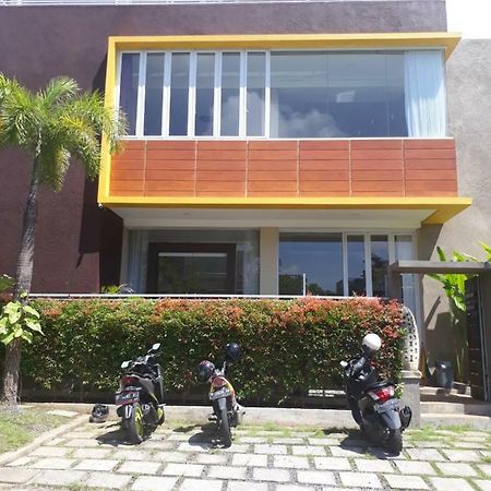 Brielle Guest House Jimbaran Kültér fotó